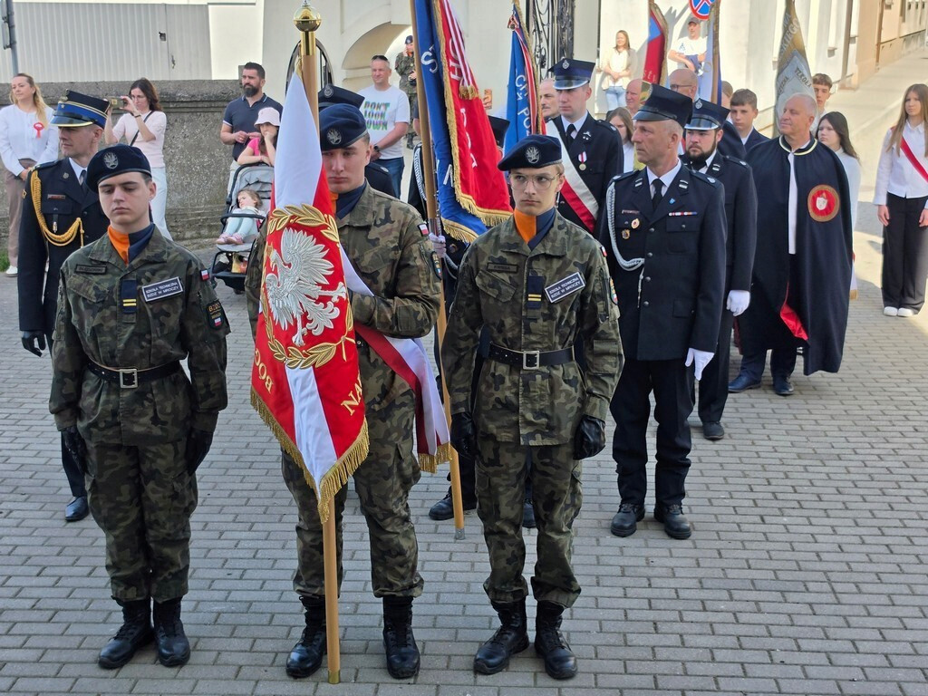 Obchody 235. Rocznicy uchwalenia Konstytucji 3 Maja w Mroczy