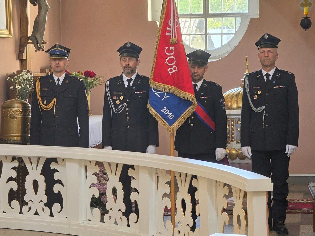 Obchody 235. Rocznicy uchwalenia Konstytucji 3 Maja w Mroczy
