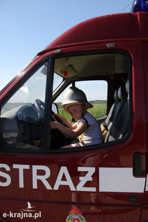 Rodzinne świętowanie z pompą. Dzień Strażaka w Jastrzębcu