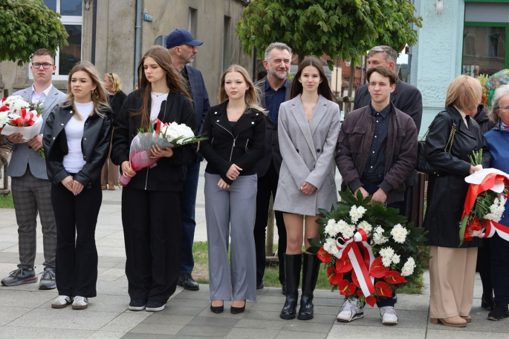 Uroczyste obchody 81. rocznicy zakończenia II wojny światowej oraz Narodowego Dnia Zwycięstwa w Sępólnie Krajeńskim