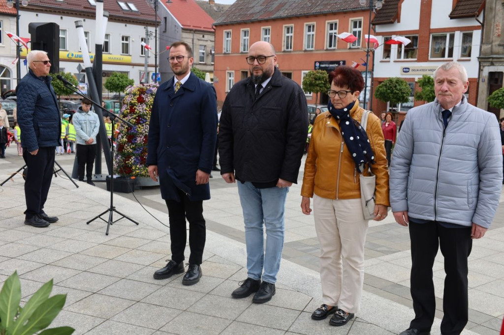 Uroczyste obchody 81. rocznicy zakończenia II wojny światowej oraz Narodowego Dnia Zwycięstwa w Sępólnie Krajeńskim