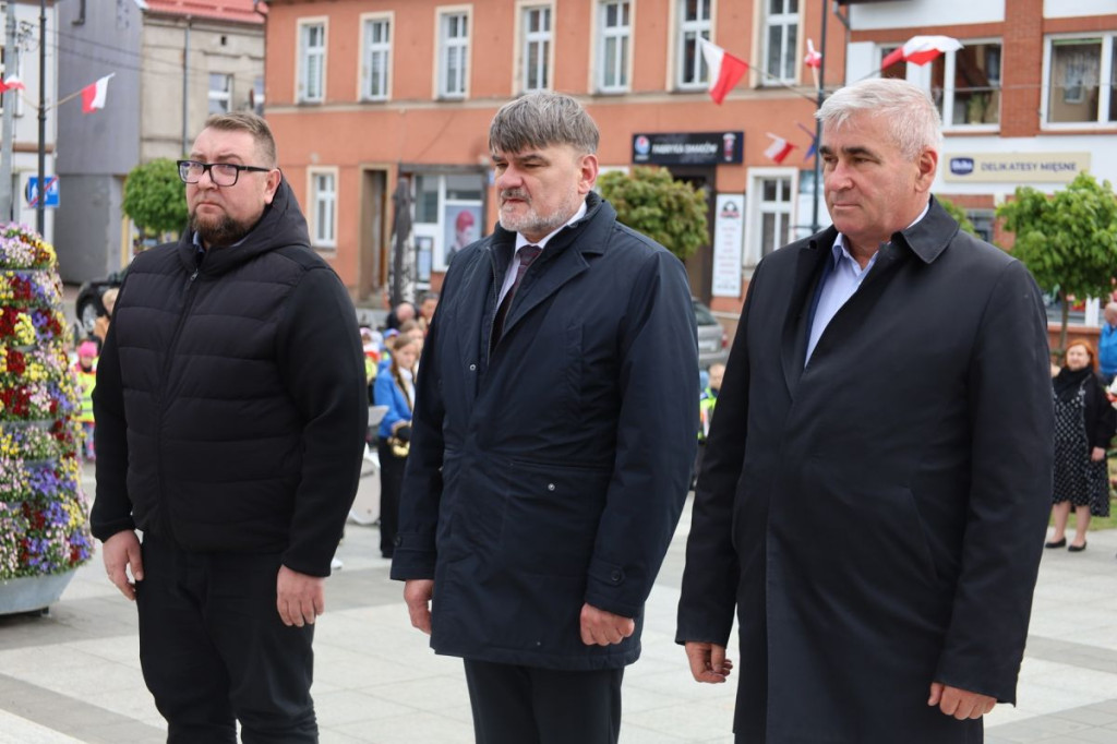 Uroczyste obchody 81. rocznicy zakończenia II wojny światowej oraz Narodowego Dnia Zwycięstwa w Sępólnie Krajeńskim