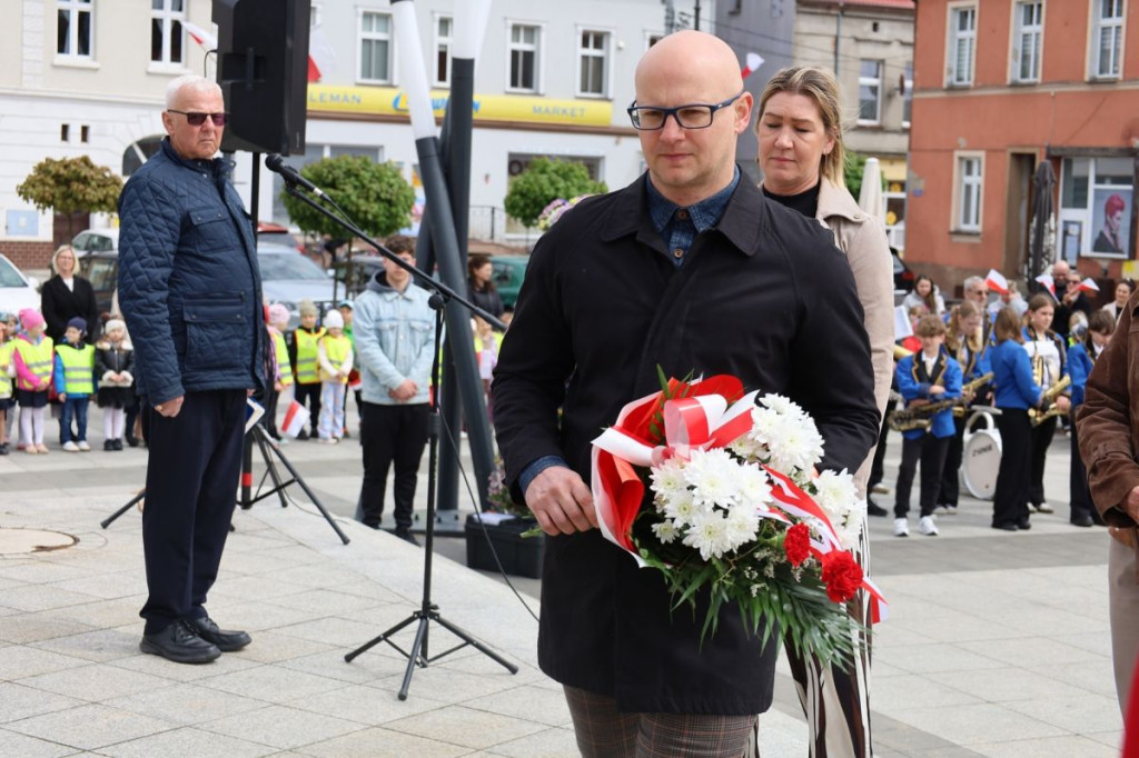 Uroczyste obchody 81. rocznicy zakończenia II wojny światowej oraz Narodowego Dnia Zwycięstwa w Sępólnie Krajeńskim