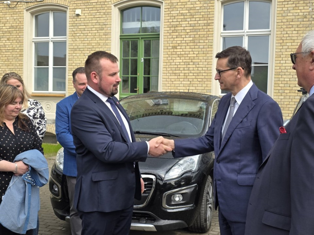 Były premier odwiedził Krajenkę
