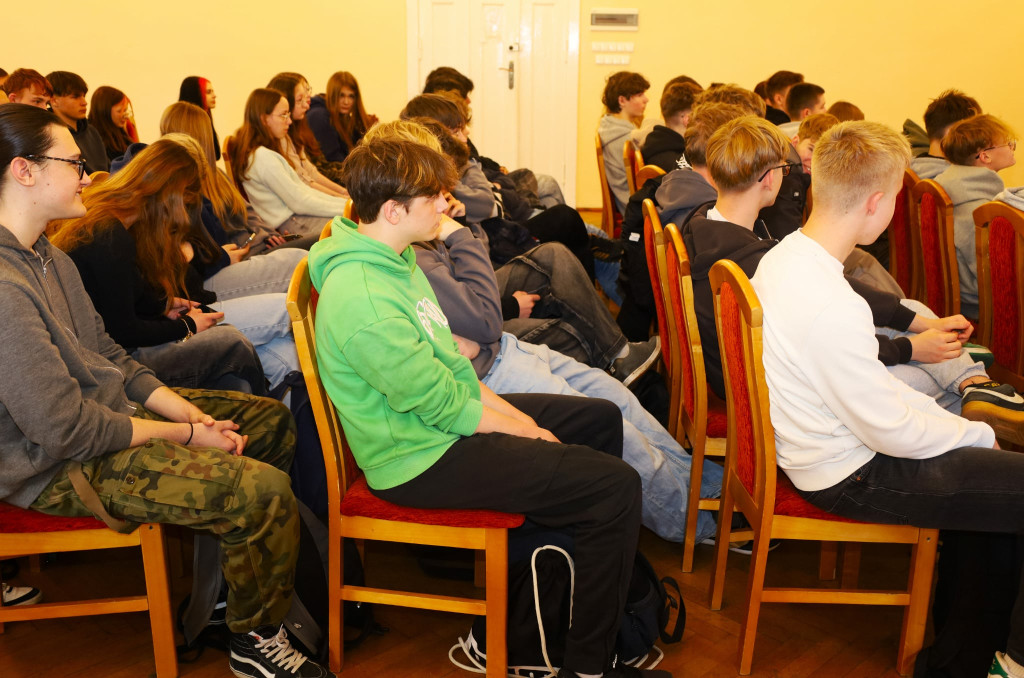 Więcbork: Hejt, agresja i cyberbezpieczeństwo