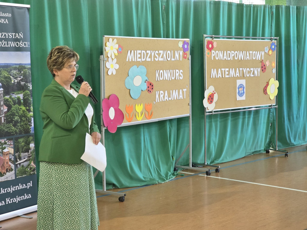 Matematyczne talenty opanowały Krajenkę! Za nami Ponadpowiatowy Konkurs „KRAJMAT”