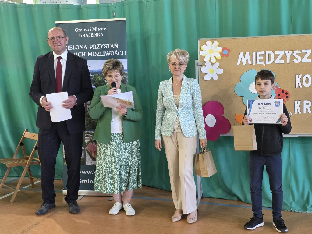 Matematyczne talenty opanowały Krajenkę! Za nami Ponadpowiatowy Konkurs „KRAJMAT”