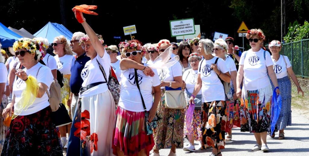 Jeszcze o Juwenaliach Uniwersytetów Trzeciego Wieku w Kamieniu Krajeńskim. Fotorelacja Andrzeja Ossowskiego