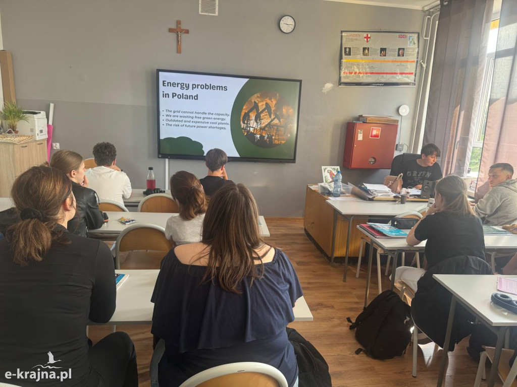 Młodzież z sępoleńskiego LO stawia na ekologię. Dwa dni z projektem Erasmus+