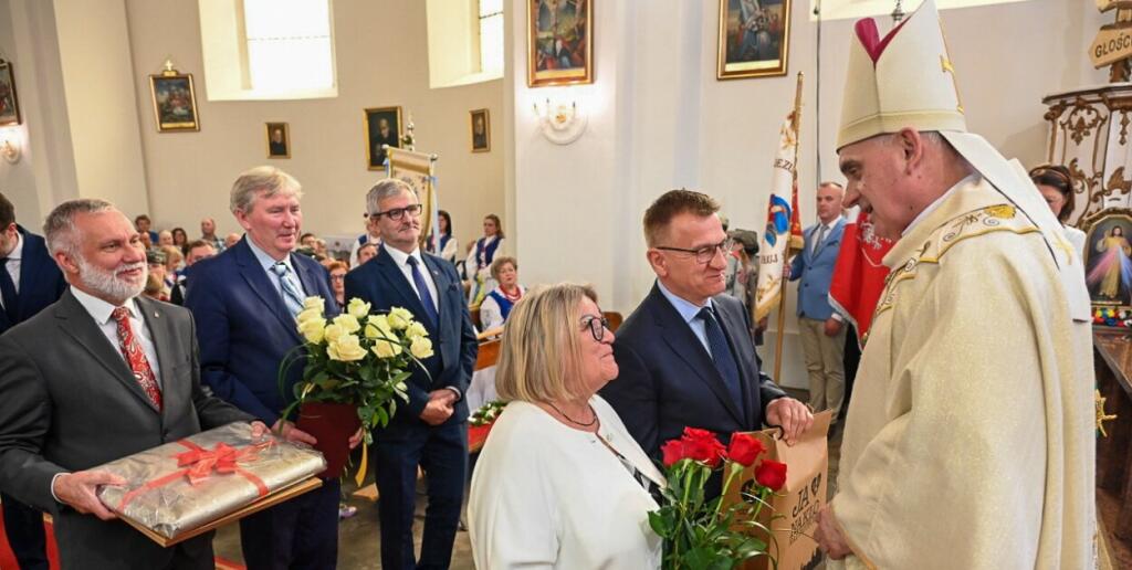 100-lecie parafii Najświętszego Serca Pana Jezusa w Samsiecznie