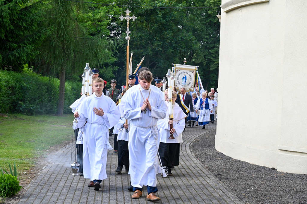 100-lecie parafii Najświętszego Serca Pana Jezusa w Samsiecznie