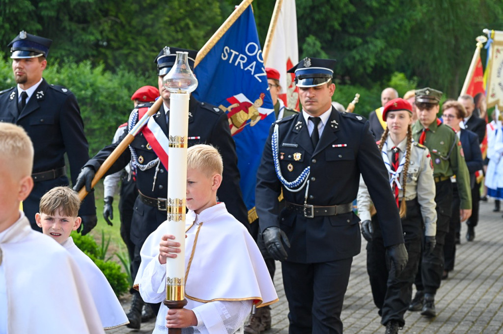 100-lecie parafii Najświętszego Serca Pana Jezusa w Samsiecznie