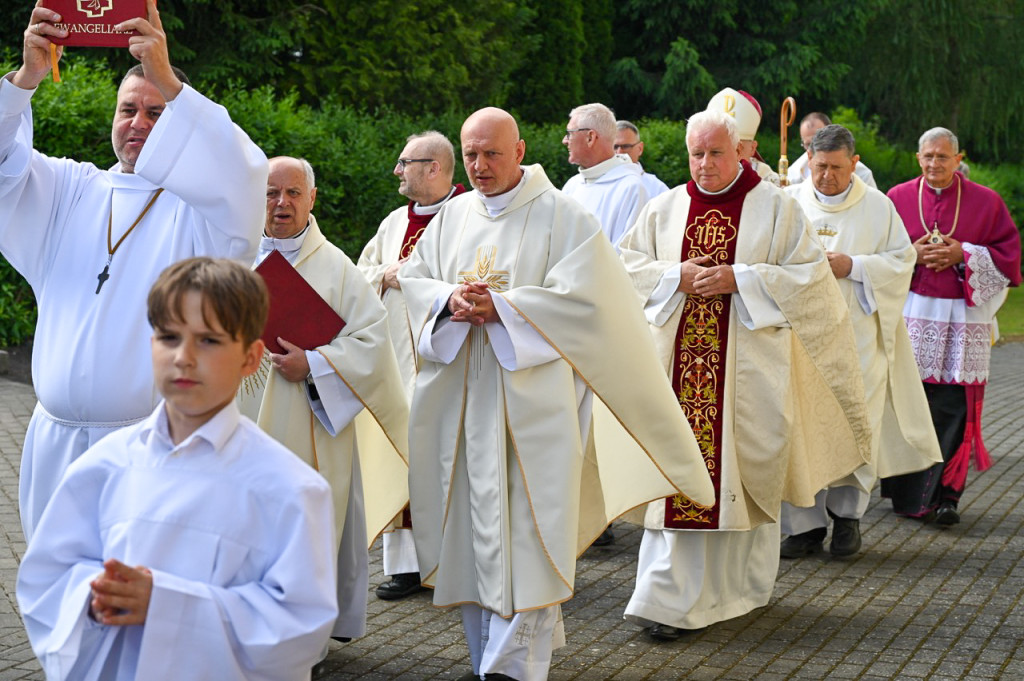 100-lecie parafii Najświętszego Serca Pana Jezusa w Samsiecznie