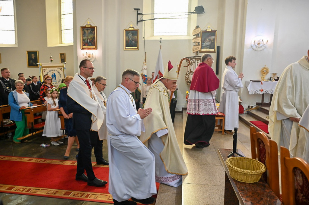 100-lecie parafii Najświętszego Serca Pana Jezusa w Samsiecznie