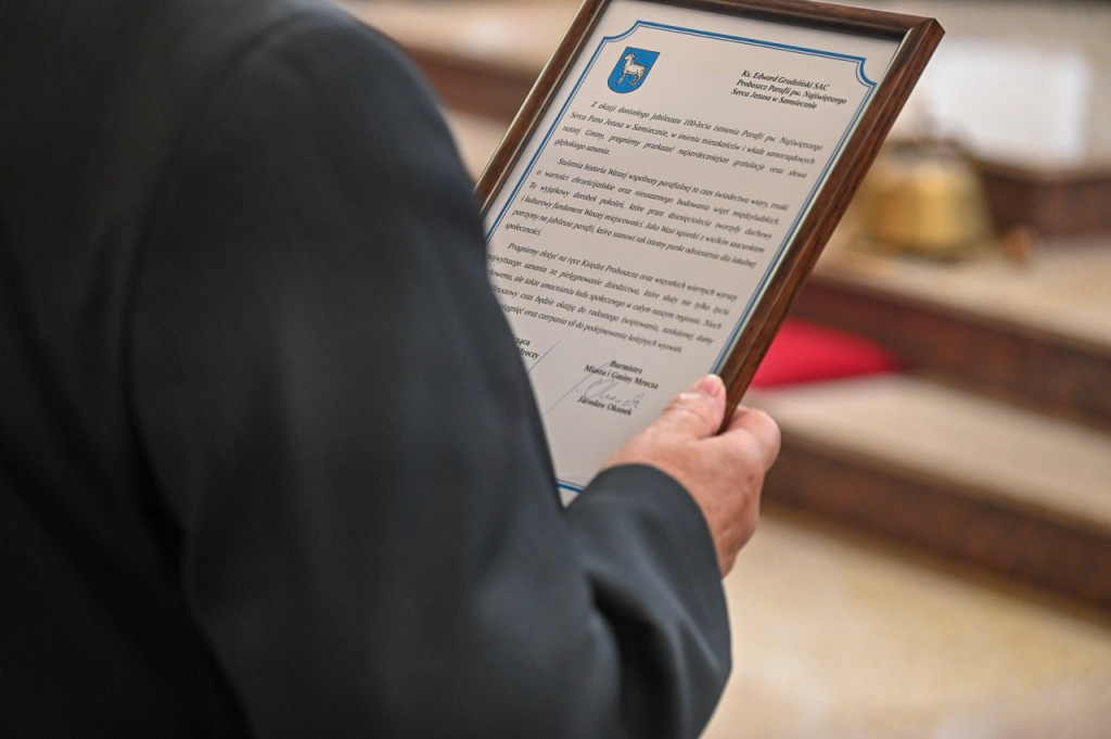 100-lecie parafii Najświętszego Serca Pana Jezusa w Samsiecznie