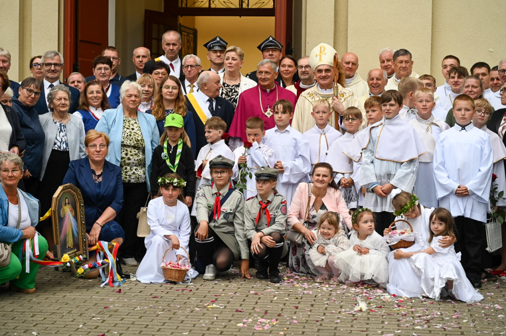 100-lecie parafii Najświętszego Serca Pana Jezusa w Samsiecznie