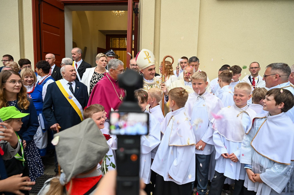 100-lecie parafii Najświętszego Serca Pana Jezusa w Samsiecznie