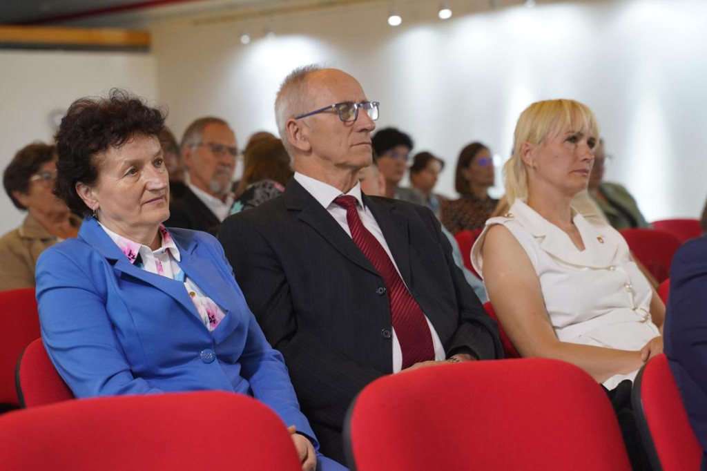 Człuchów: Nagrody i wyróżnienia na uroczystej sesji Rady Miejskiej