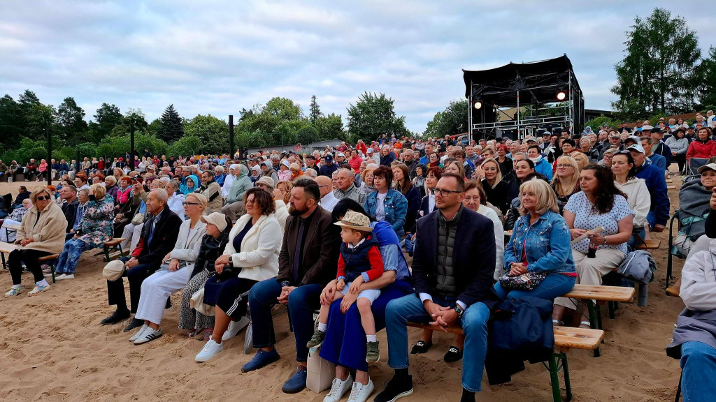 Koronowo: Wietrznie ale jakże wyjątkowo i muzycznie