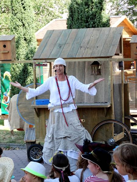 Echa Dni Sępólna: Teatr jarmarczny