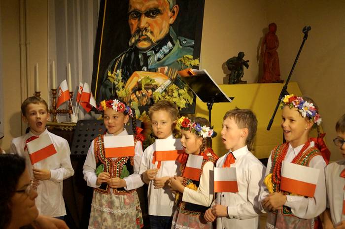 Kamień: Wieczornica z okazji rocznicy odzyskania niepodległości