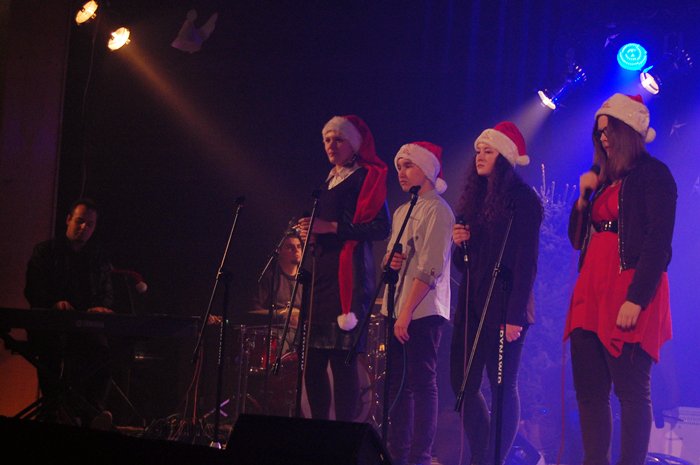 Zachwycający koncert kolęd w więcborskim MGOK-u