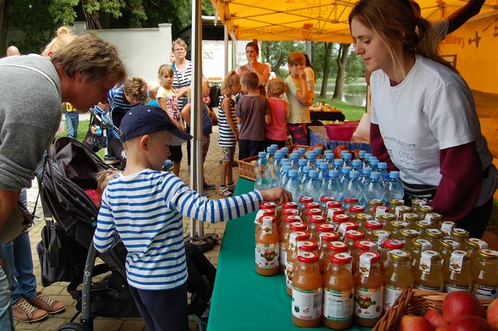 Dni Więcborka: Dziecięca Planeta w owocowo-warzywnym ogrodzie