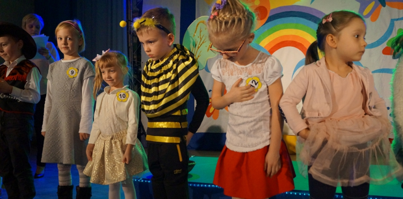 VIII Powiatowy Festiwal Piosenki Przedszkolnej - Wesoły Brzdąc