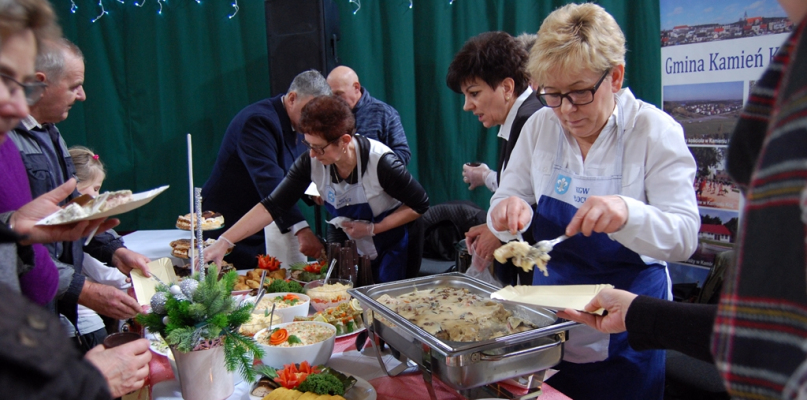 Powiatowa Wystawa Krajeńskich Stołów Wigilijnych w Sępólnie Krajeńskim - fot. Ewa Szydeł