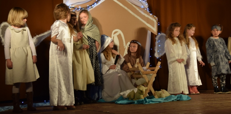 Kolęda niech płynie na skrzydłach anioła