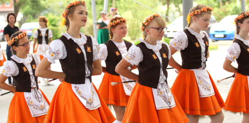 Barwna parada i głośny festiwal (FOTO)