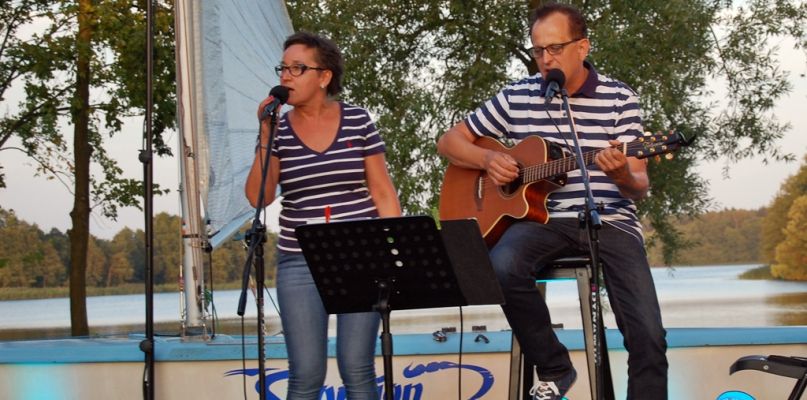 Szanty i nie tylko nad Jeziorem Więcborskim - fot. Paweł Szydeł