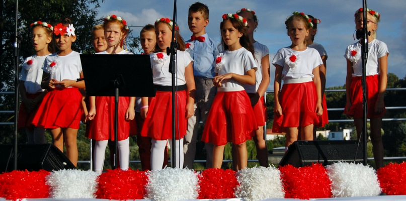 Więcbork: Tu wszędzie jest moja Ojczyzna - fot. Paweł Szydeł