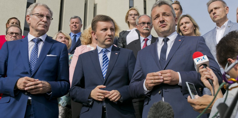PiS prezentuje kandydatów do kujawsko-pomorskiego sejmiku - fot. Mikołaj Bogdanowicz /Twitter