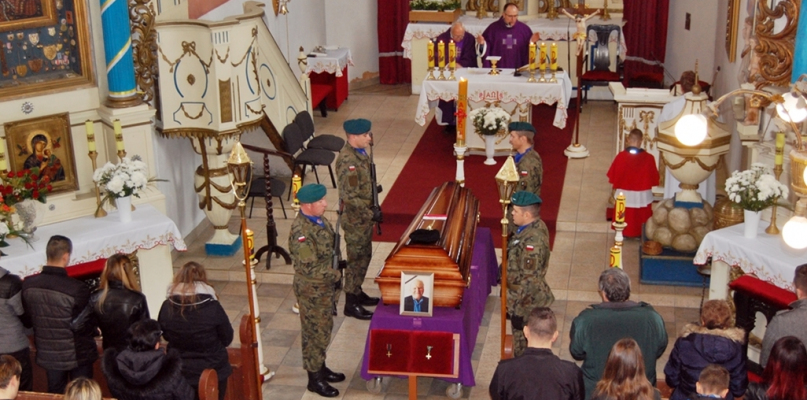 Ku chwale Ojczyzny Panie Poruczniku! - fot. Paweł Szydeł