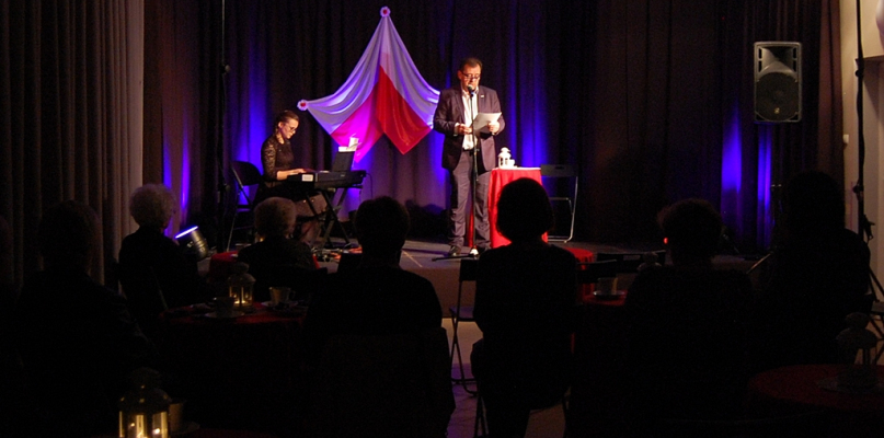 Po Bogu najważniejsza jest Polska - wieczór poezji patriotycznej - fot. Ewa Szydeł