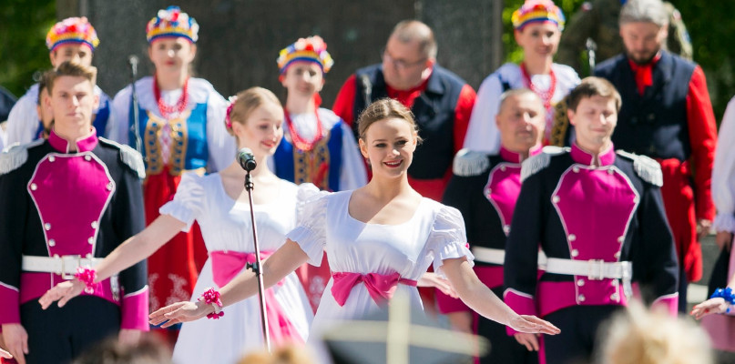 Zapraszamy do obejrzenia galerii zdjęć z obchodów 228. rocznicy uchwalenia Konstytucji 3 Maja w Bydgoszczy - fot. Kujawsko-Pomorski Urząd Wojewódzki
