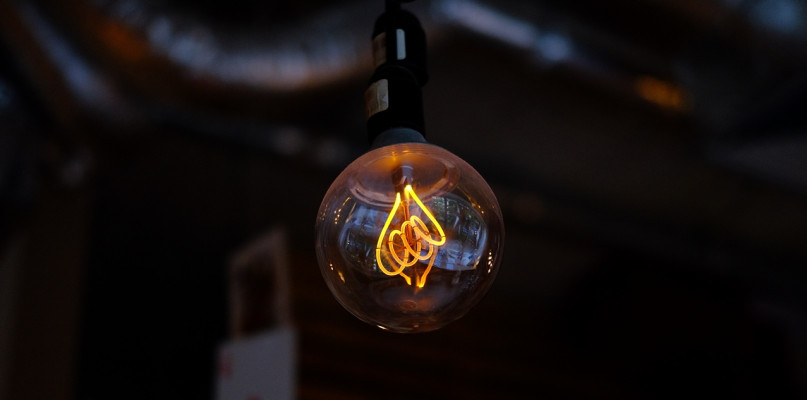 Taryfy i grupy taryfowe energii elektrycznej - co musisz wiedzieć?