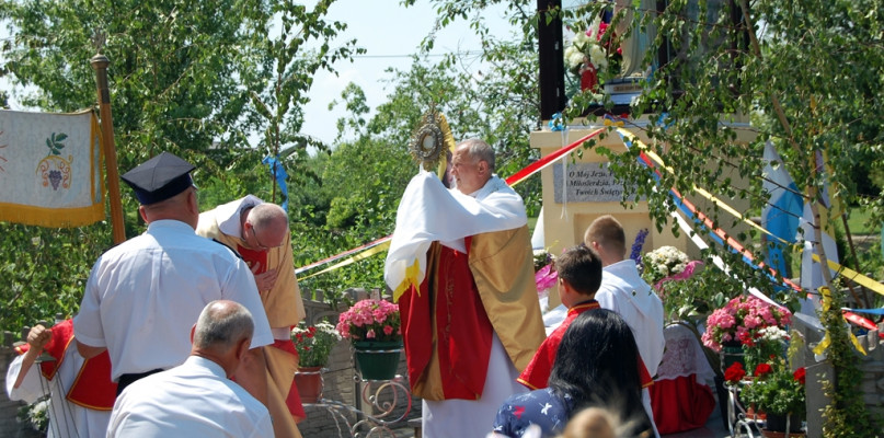 Uroczystość Najświętszego Ciała i Krwi Pańskiej w Wielowiczu - fot. Ewa Szydeł