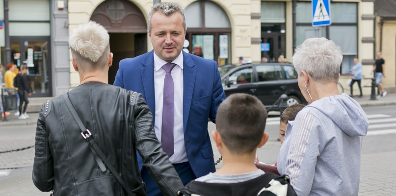 Akcja informacyjna "Rodzina 500+" w powiecie nakielskim - fot. Kujawsko-Pomorski Urząd Wojewódzki