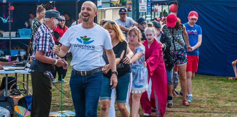 Piknik Przyjaźni w kraju kwitnącej wiśni - fot. MGOPS Więcbork