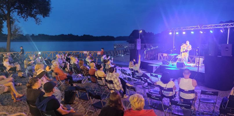 Maks Łapiński na Więcborskiej Scenie Letniej - fot. MGOK Więcbork