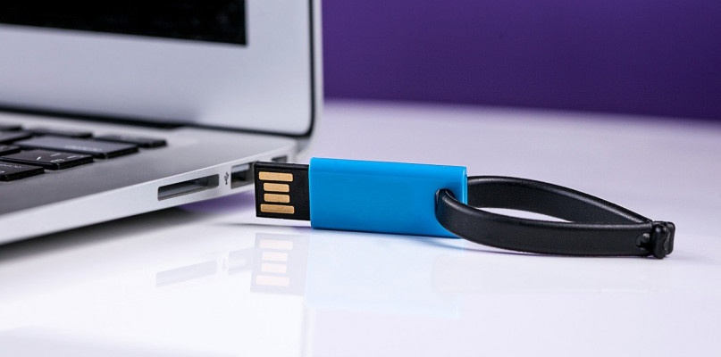 Jak odzyskać dane z uszkodzonego pendrive?