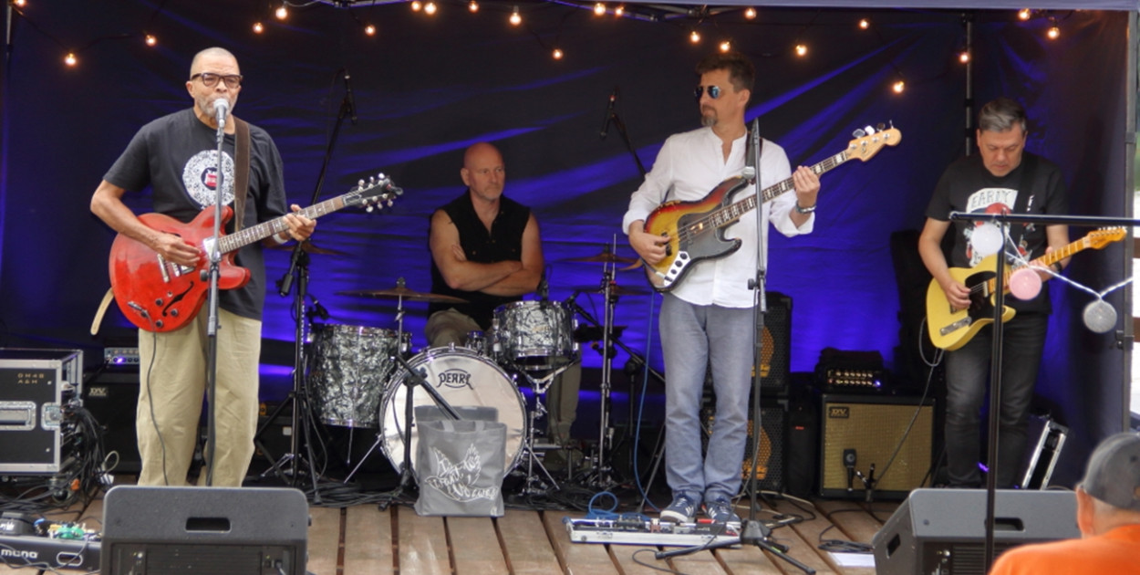 Molo dobrej muzyki – Daryl Strodes i The Beatles akustycznie