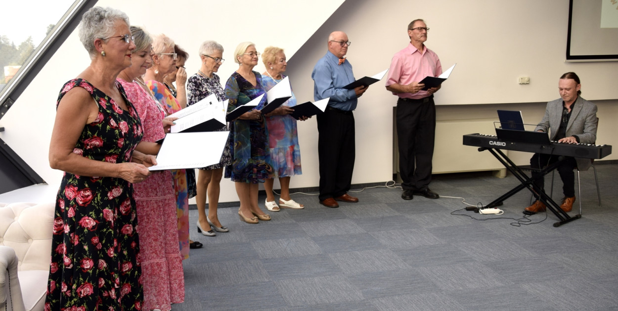 Najstarszy w powiecie sępoleńskim UTW rozpoczął siedemnasty rok działalności - fot. Andrzej Ossowski