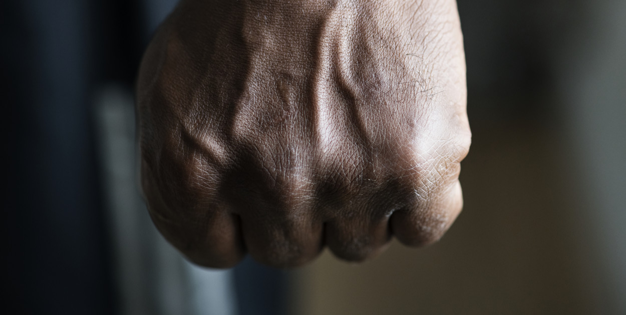 Niesforni uczniowie na jednej ze studniówek. Maturzysta trafi za kratki?