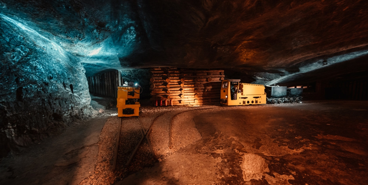 Spągoładowarki górnicze: Klucz do efektywnego zarządzania materiałami