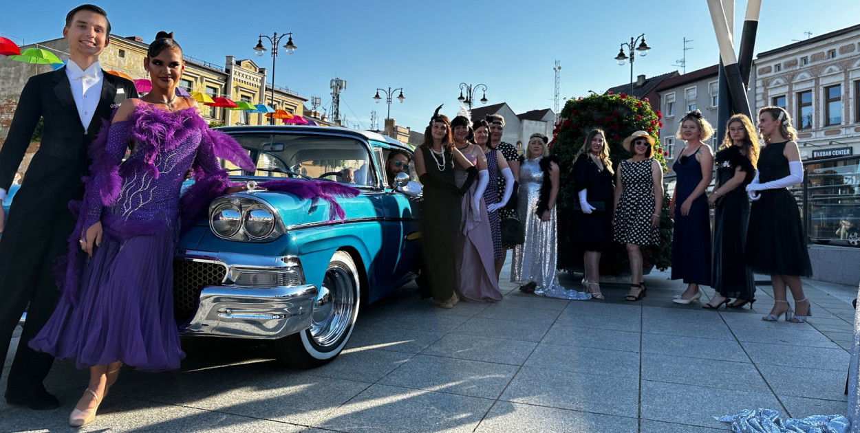 Dni Sępólna - Potańcówka na rynku w stylu retro