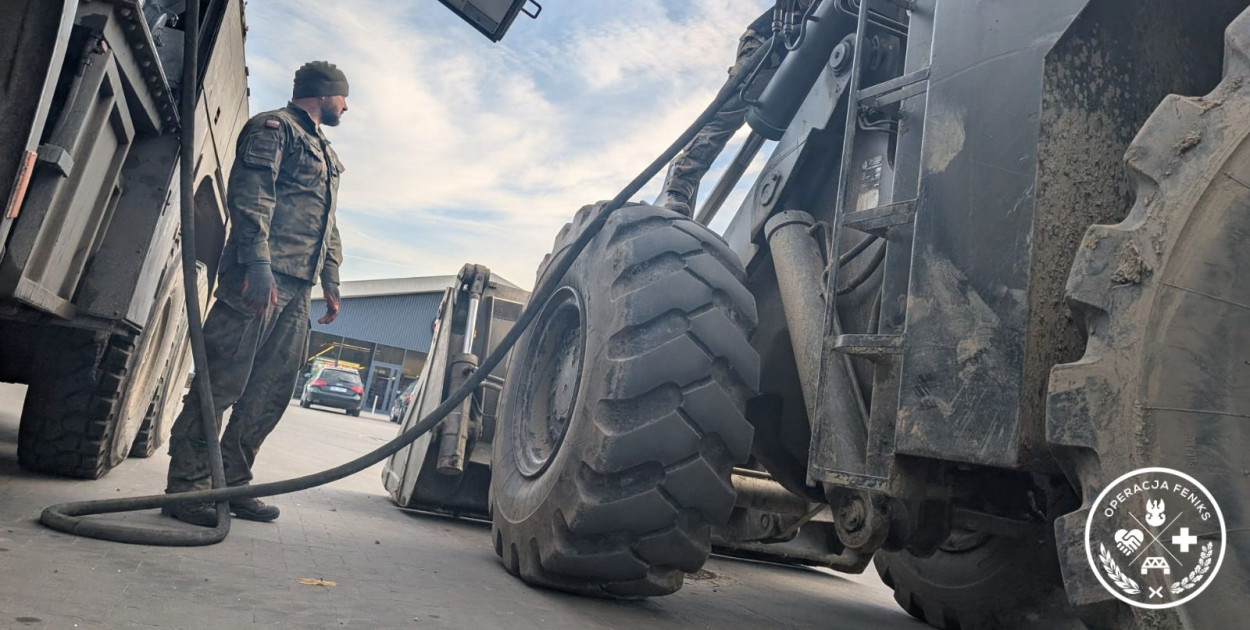 Wojskowi Logistycy w operacji pk. Feniks  - fot. kpt. Paweł Banasiak
