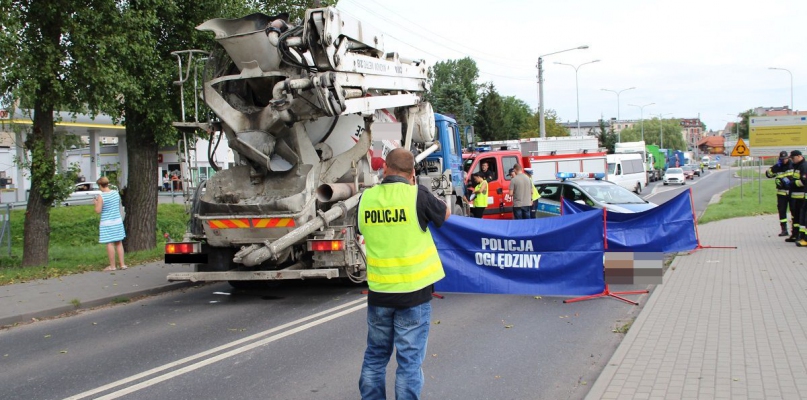 Śmiertelny wypadek z udziałem rowerzystki - fot. KPP Nakło nad Notecią